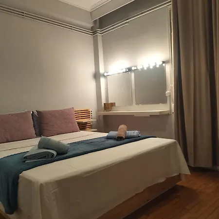 M2 Urban Escape 2 Bedroom Flat In Apartment Thessaloniki
