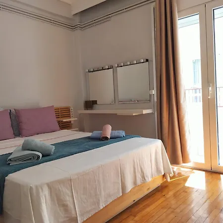 M2 Urban Escape 2 Bedroom Flat In Thessaloniki